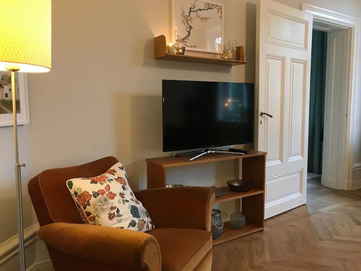 Artistic And Light 2 Room Apartment In Sofo 65Sqm Estocolmo Exterior foto