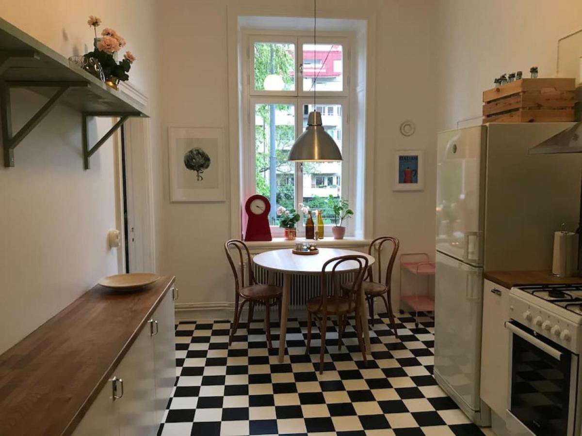 Artistic And Light 2 Room Apartment In Sofo 65Sqm Estocolmo Exterior foto