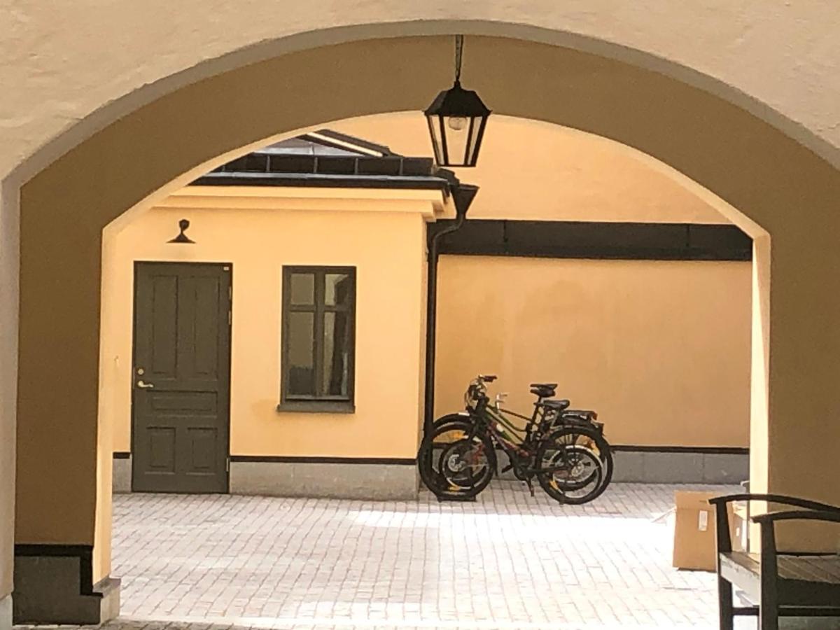 Artistic And Light 2 Room Apartment In Sofo 65Sqm Estocolmo Exterior foto