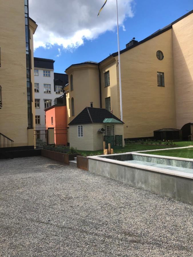 Artistic And Light 2 Room Apartment In Sofo 65Sqm Estocolmo Exterior foto