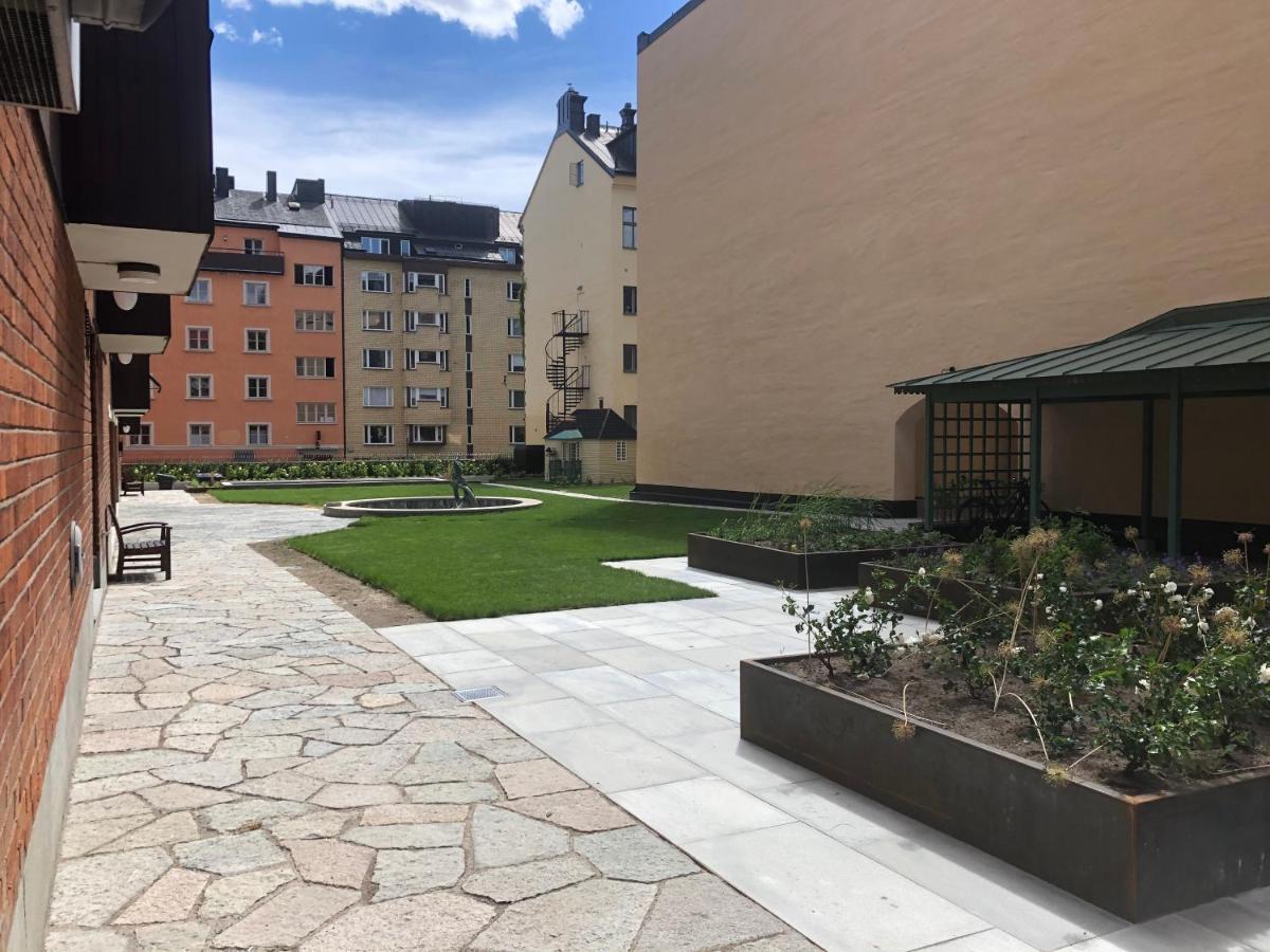 Artistic And Light 2 Room Apartment In Sofo 65Sqm Estocolmo Exterior foto
